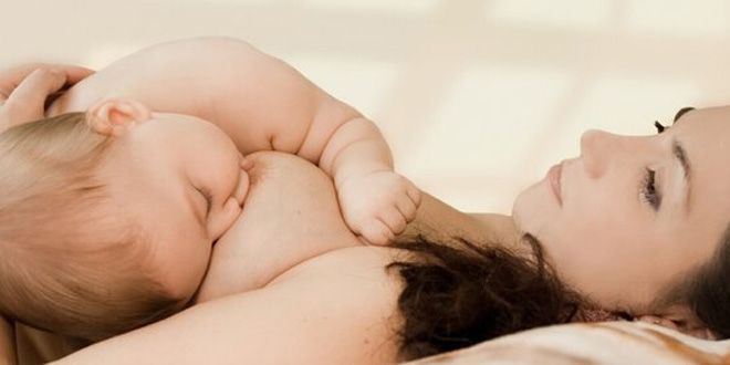 母乳喂养不能吃什么 奶水不足的原因解析 www.91yuer.com